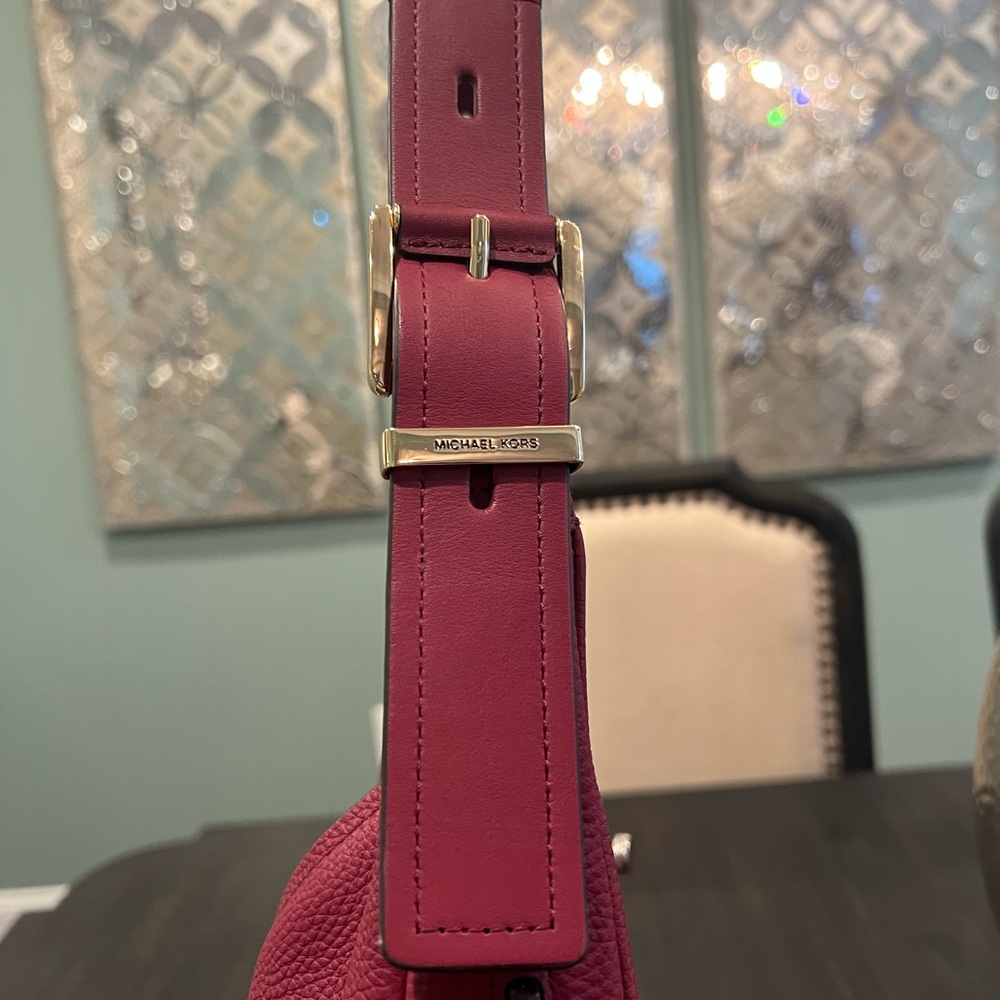 NWT Michael Kors Large Leather Nolita - Picture 8 of 12